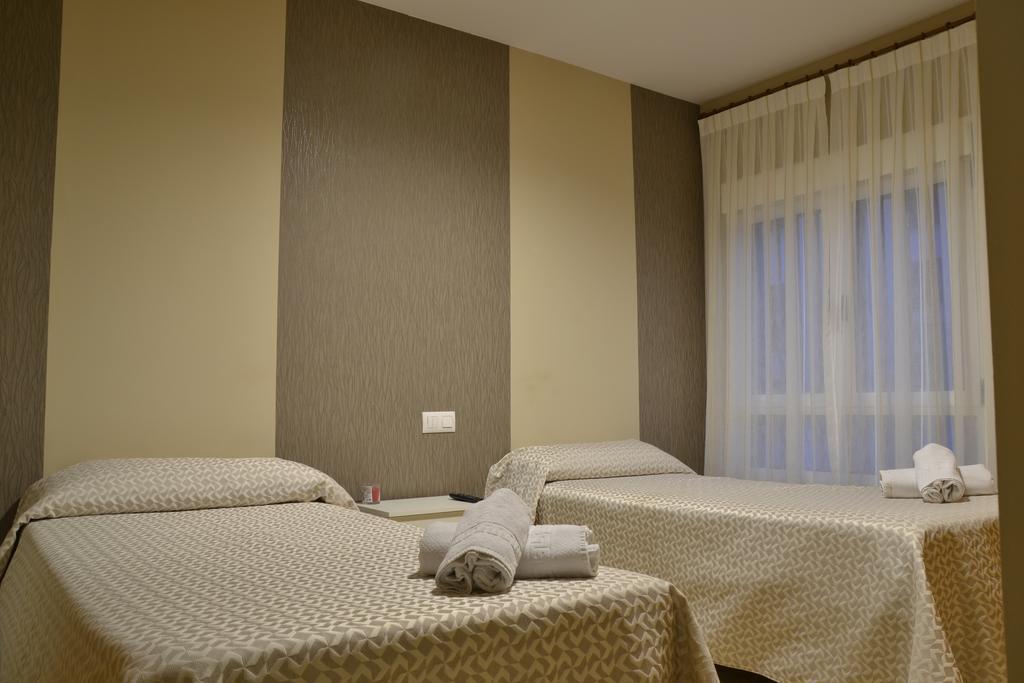 טרואל Hostal El Bugar מראה חיצוני תמונה