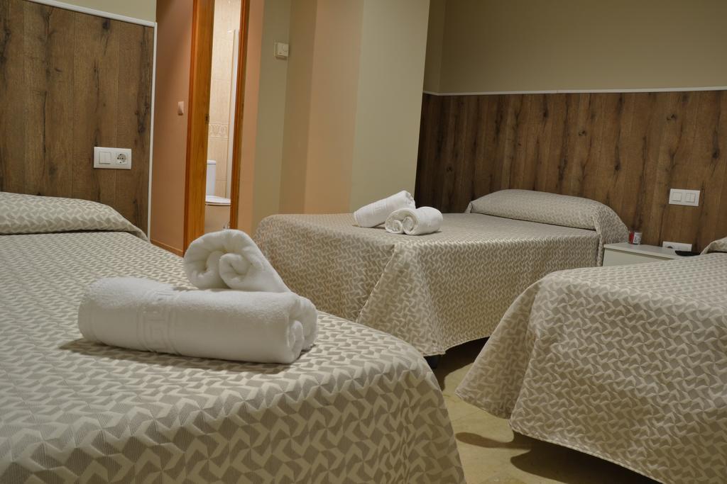 טרואל Hostal El Bugar מראה חיצוני תמונה