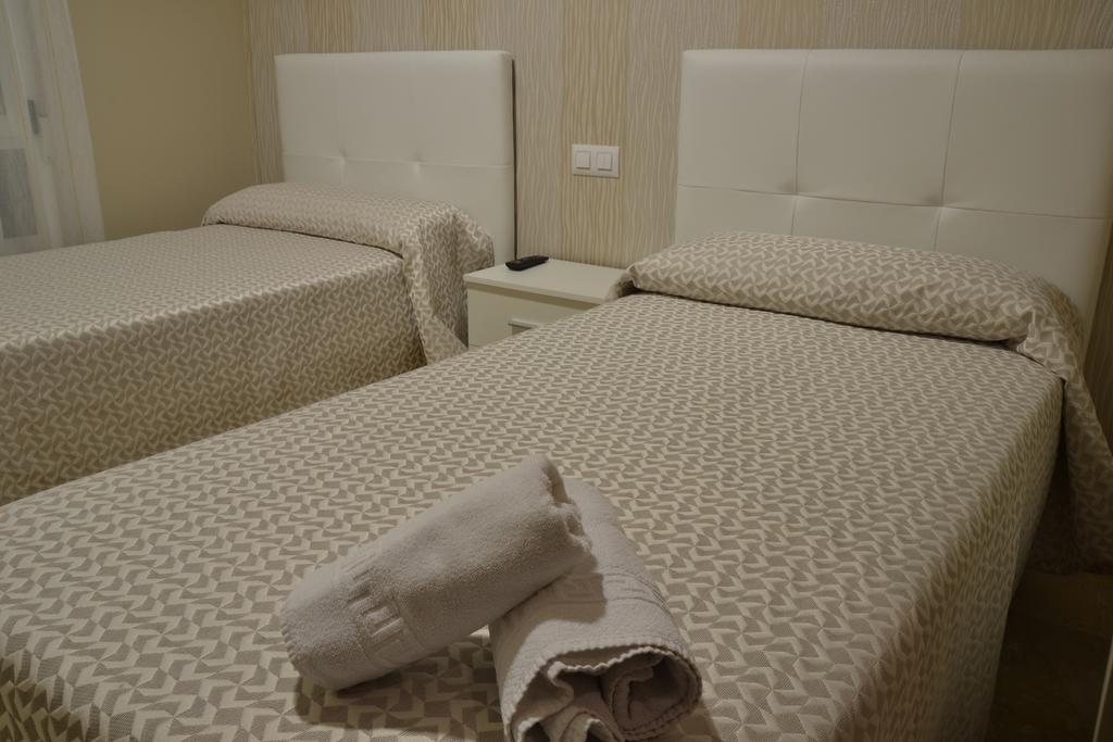 טרואל Hostal El Bugar מראה חיצוני תמונה
