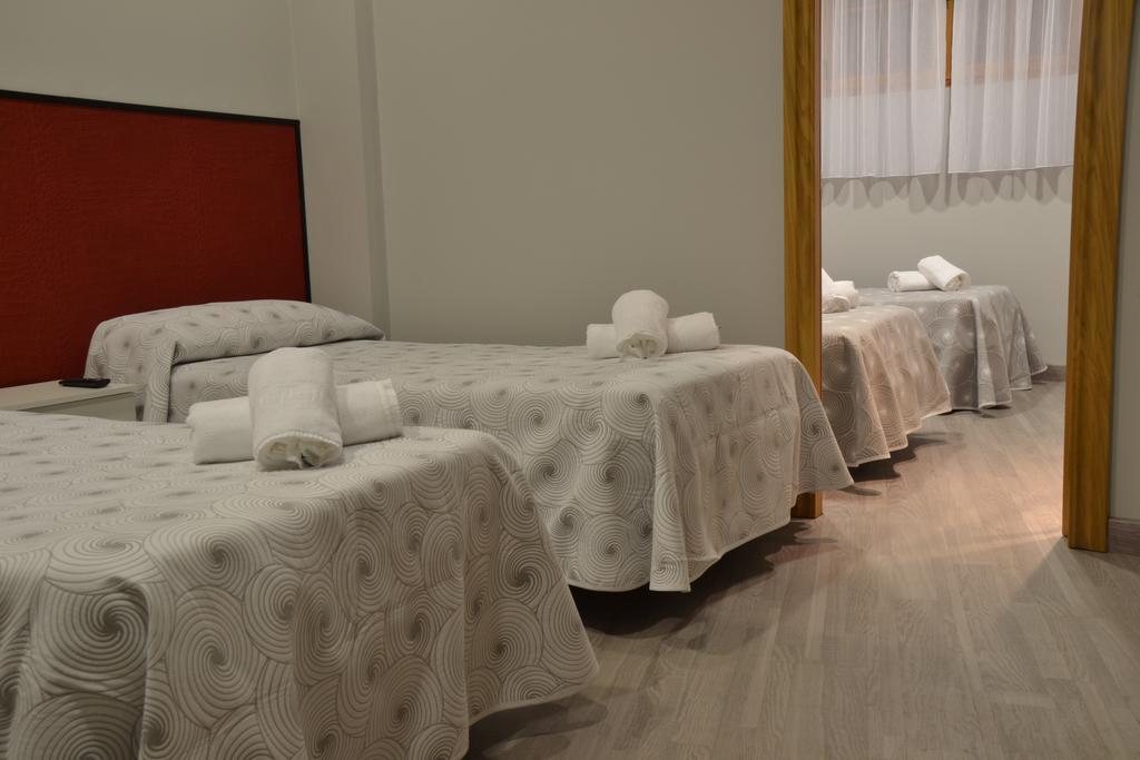 טרואל Hostal El Bugar מראה חיצוני תמונה