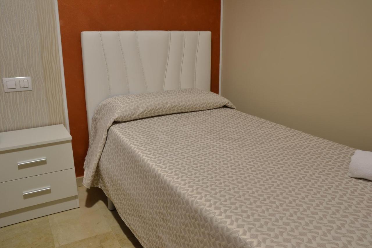 טרואל Hostal El Bugar מראה חיצוני תמונה